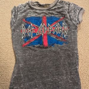 Def Leppard kids t-shirt size 6
